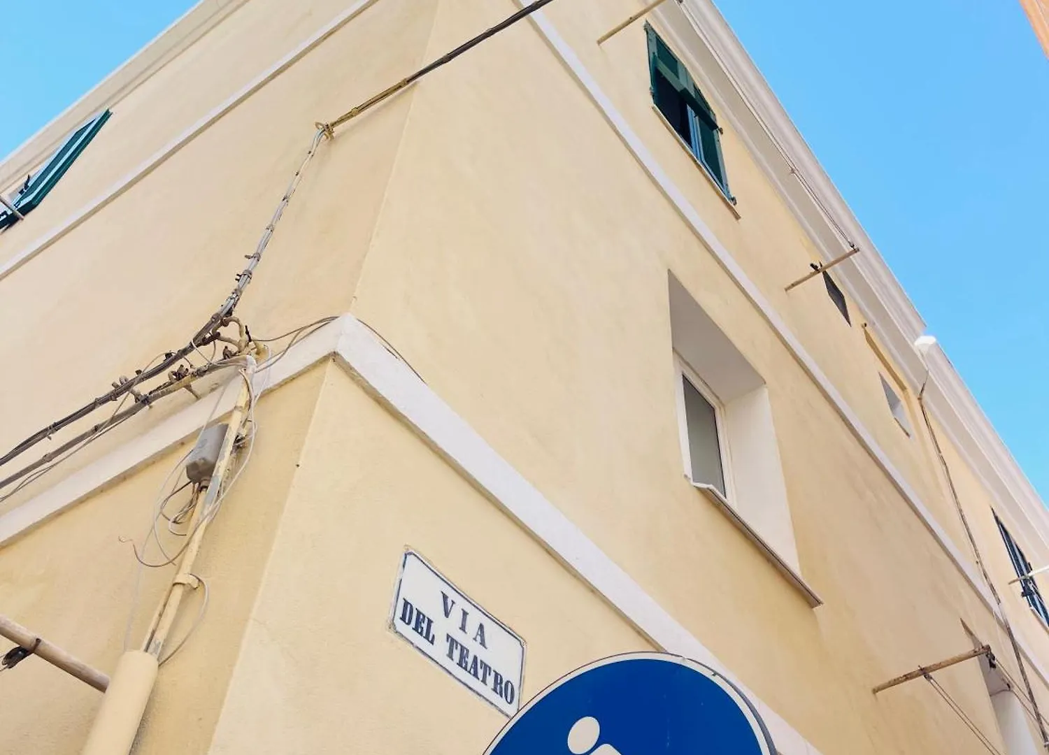 Apartment Gaudi Art Room Alghero Italy